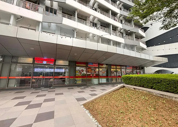 Vera's Place In Mall Of Complex